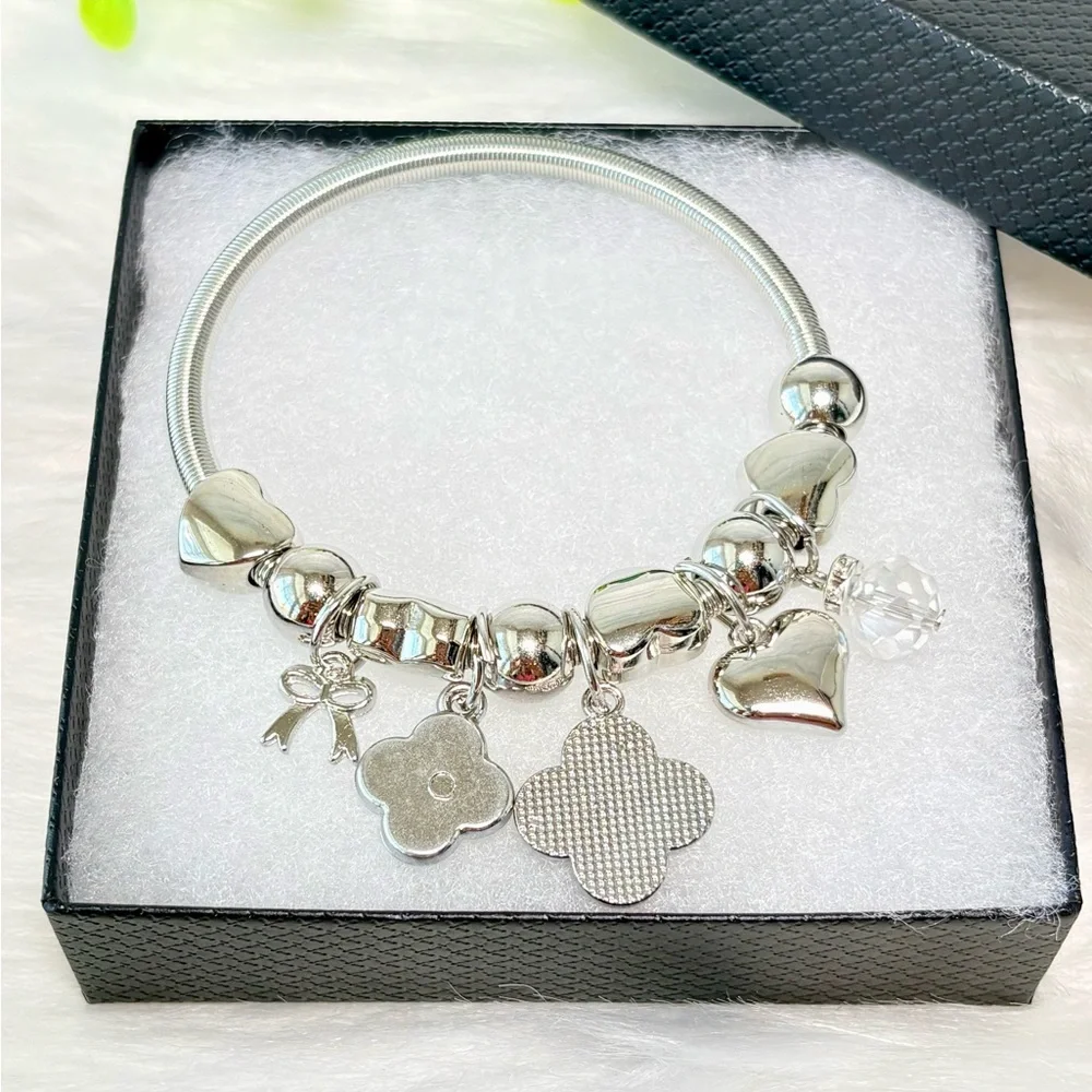 Silver Clover Charm Bracelet with Hearts - Picture 12 of 14